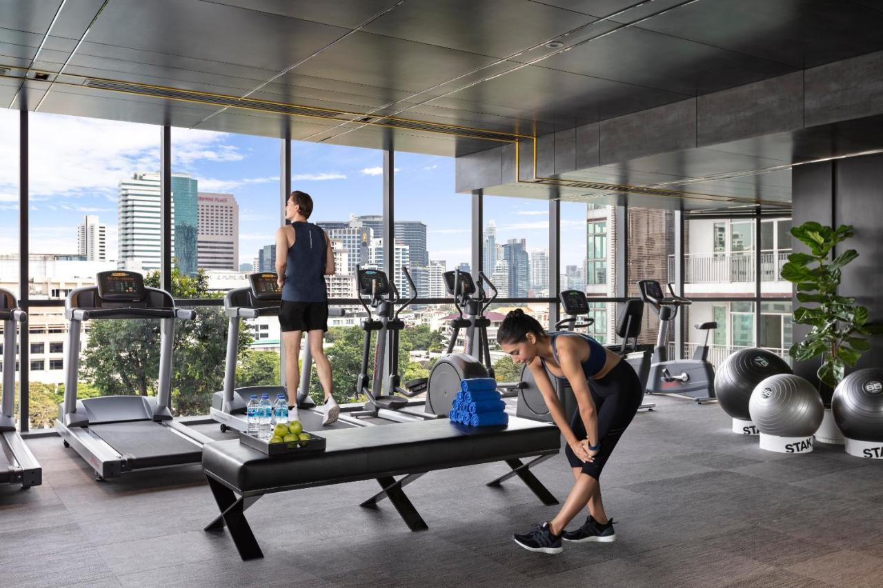 Ascott Embassy Sathorn Bangkok 호텔 외부 사진 The gym at The Standard